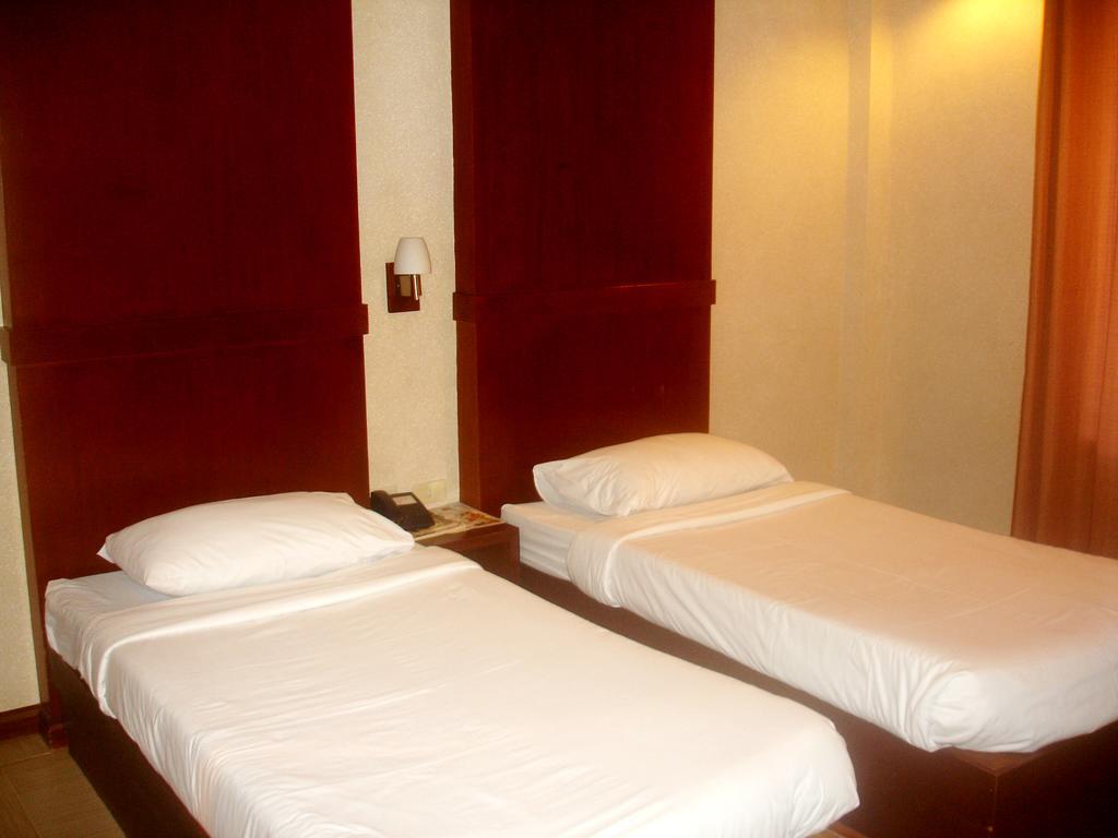 Roxas Midtown Hotell Rom bilde