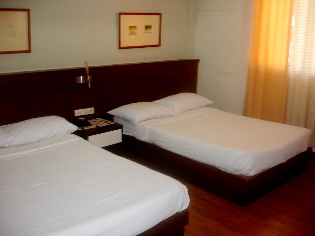 Roxas Midtown Hotell Rom bilde