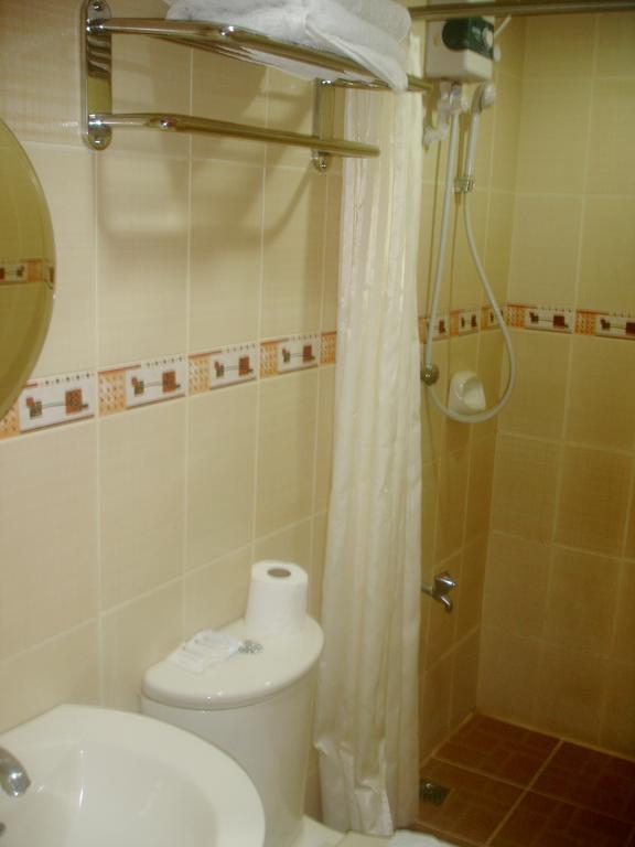 Roxas Midtown Hotell Rom bilde
