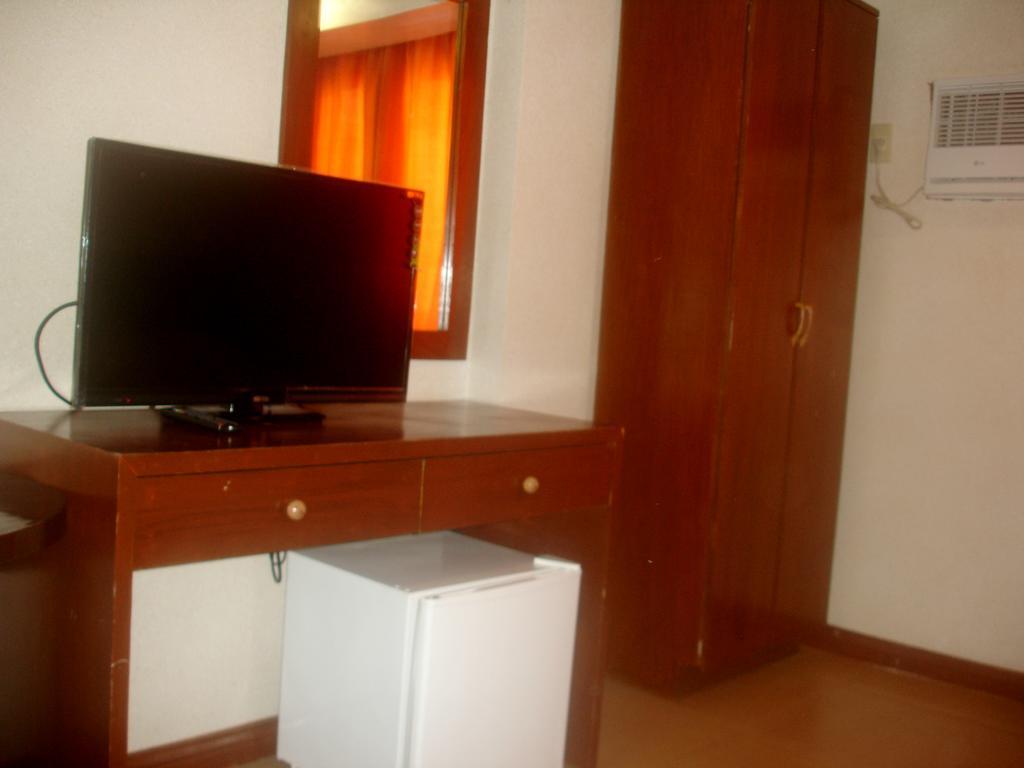 Roxas Midtown Hotell Rom bilde